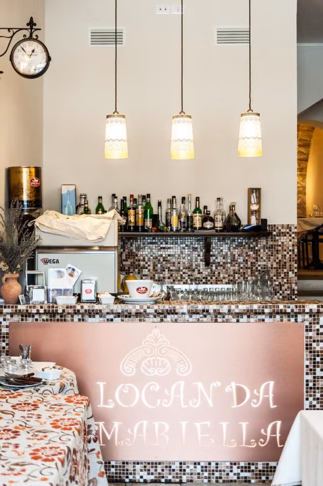 Dettaglio della locanda a Poggio Picenze
